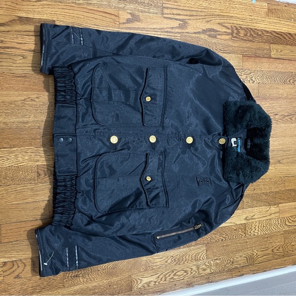 Vintage Navy Blue Bomber Jacket.This jacket by is very comfortable, and cozy! - Picture 3 of 8